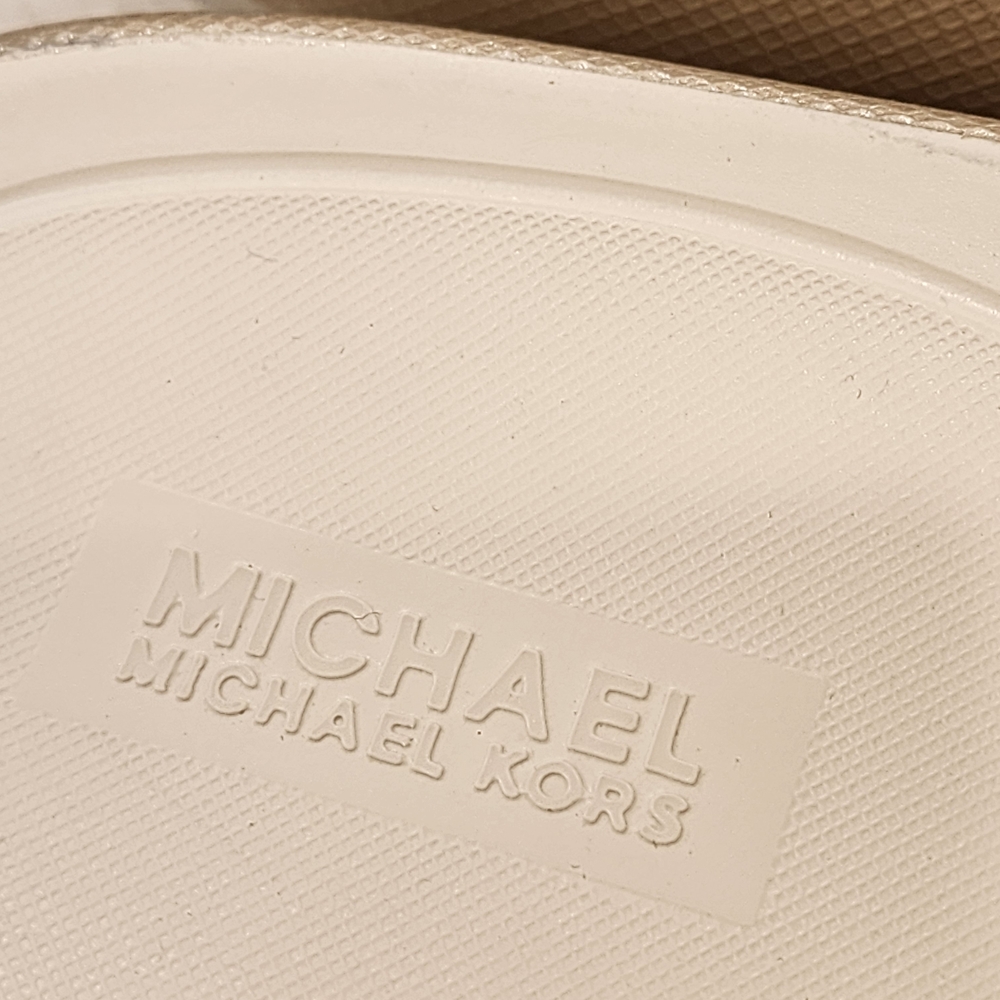 MICHAEL Michael Kors Splash Metallic Pale Gold Leather Slide Sandal Size 9 - Picture 5 of 11